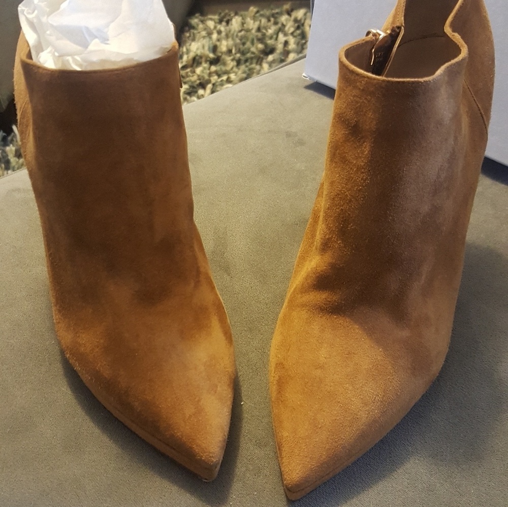 Authentic Jimmy Choo Lindsey 100 booties boots